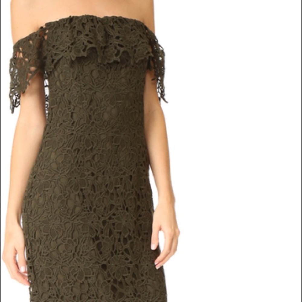 Stylestalker Thalia Lace Off Shoulder Dress